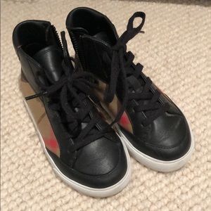 Boys Burberry High top sneakers size 27